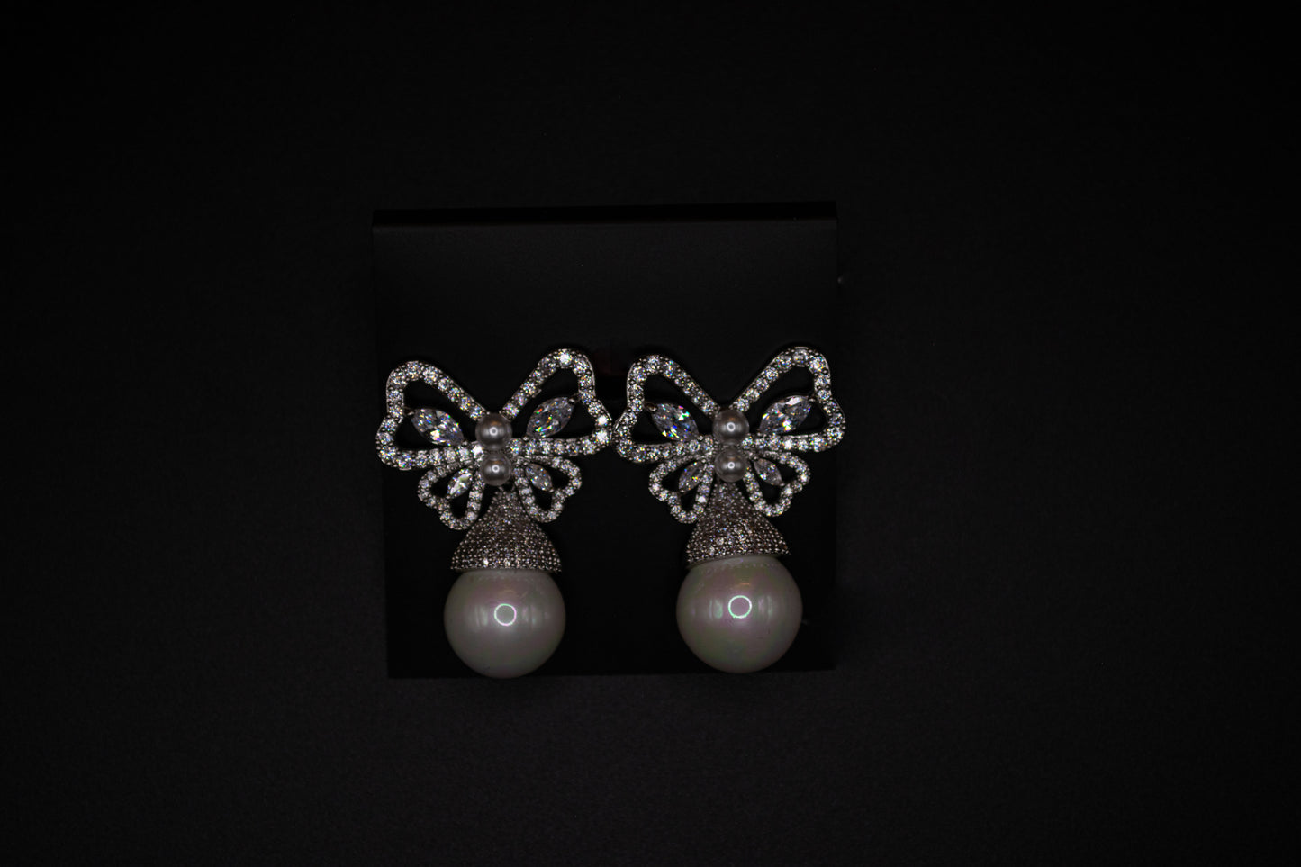 Bow and Pearl Earrings