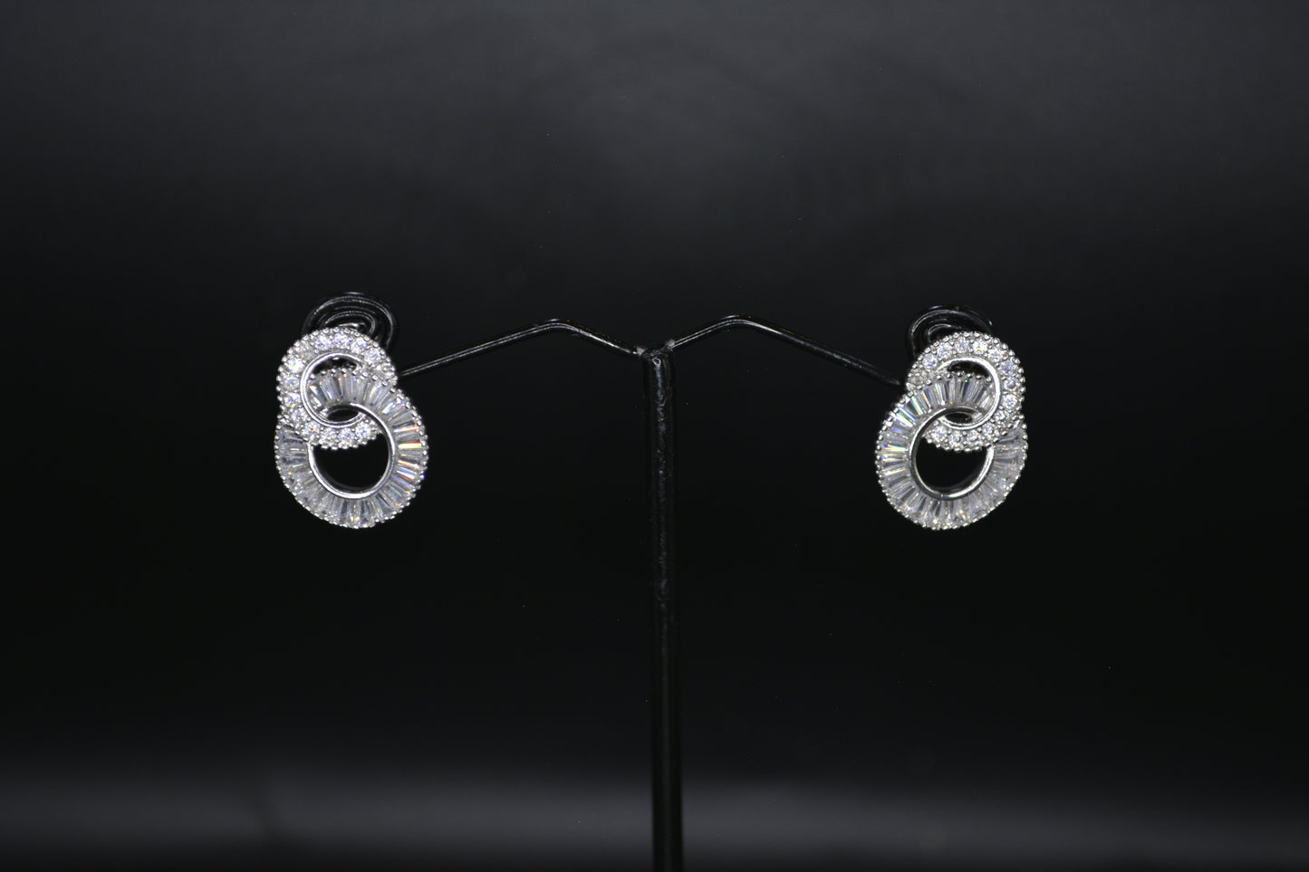Elegant Baguette-Cut Earrings