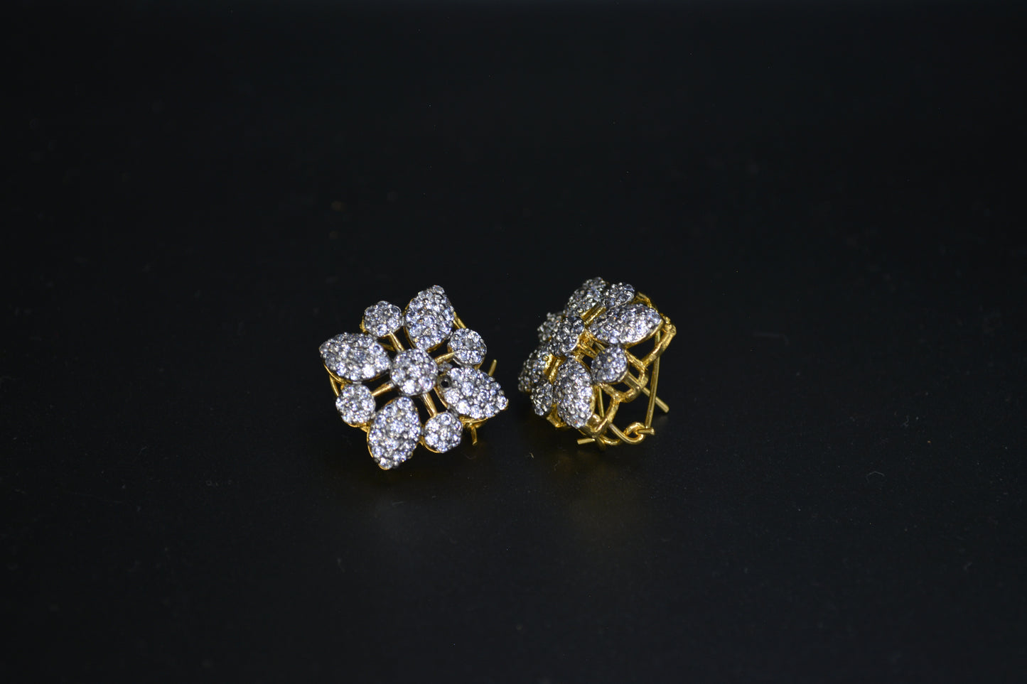 Sparkling Floral Earrings