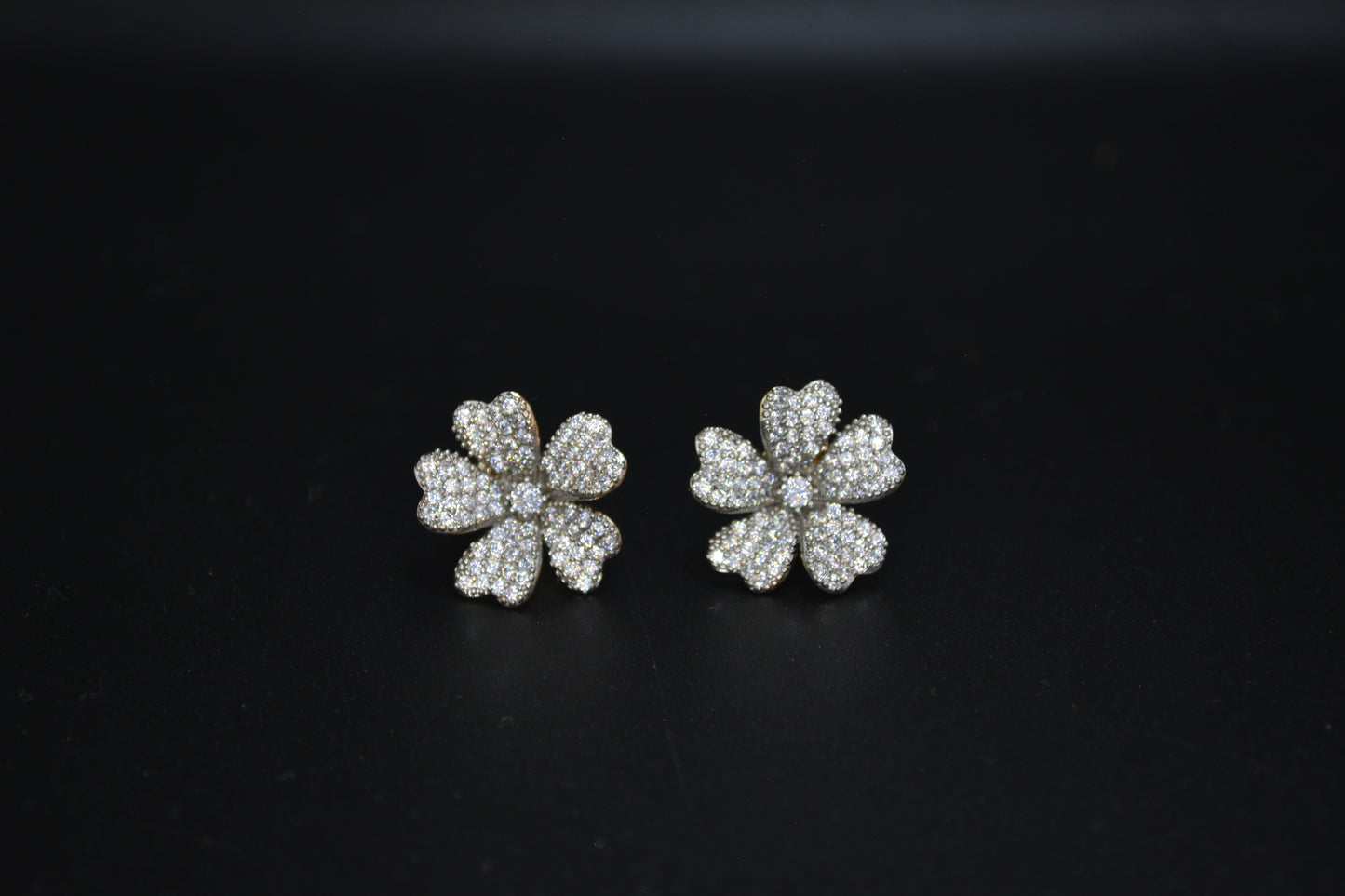 Elegant Diamond Cut Flower Earrings