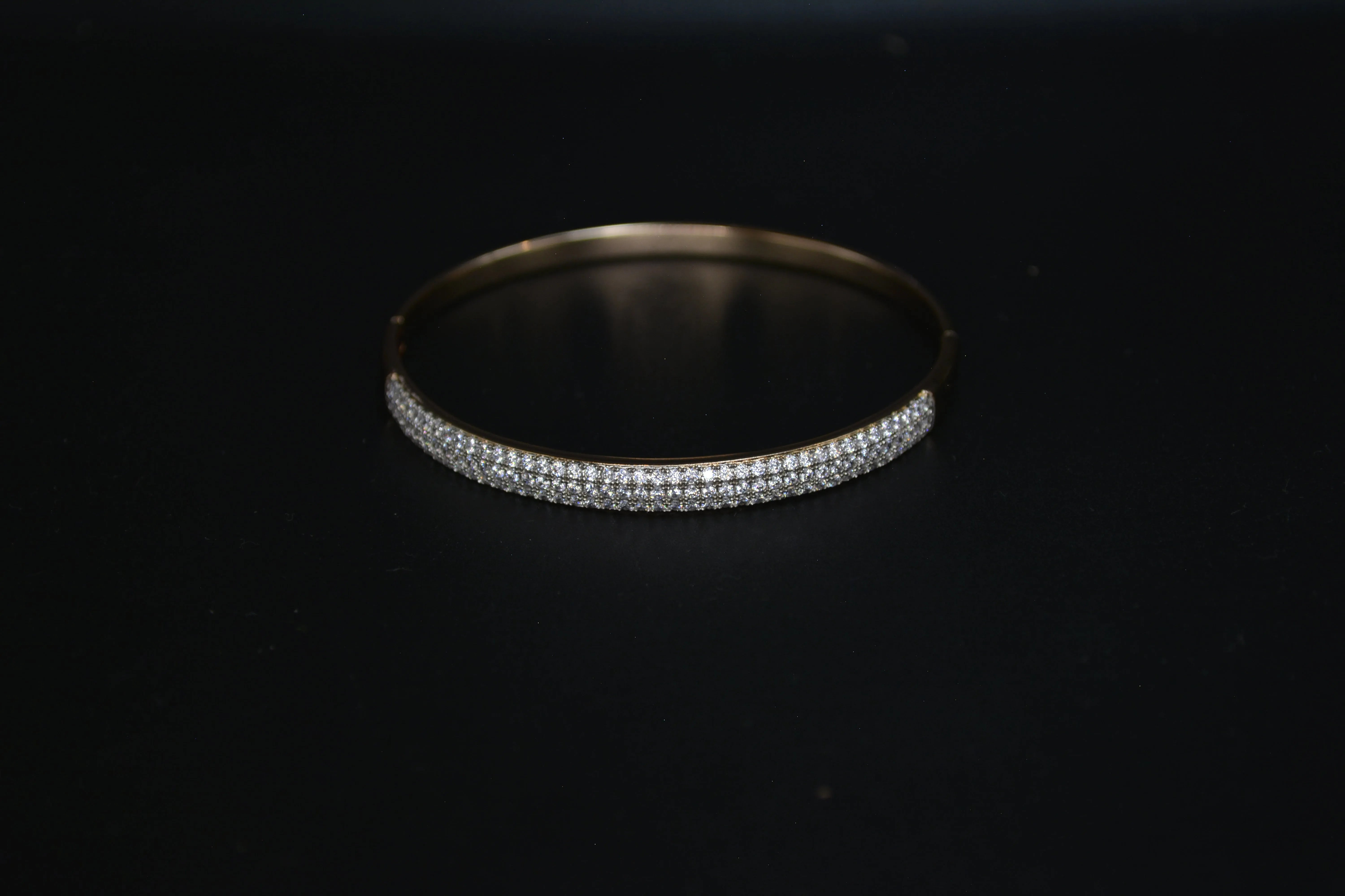 Sophisticated Diamond Cut Bracelet (free size Openable) - SOVRATI