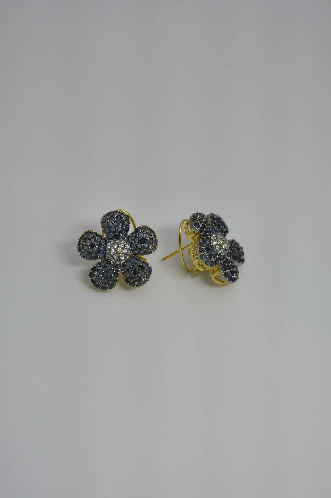 '-Flower Earrings with Clear Stone Centers-Flower Earrings with Clear Stone Centers
