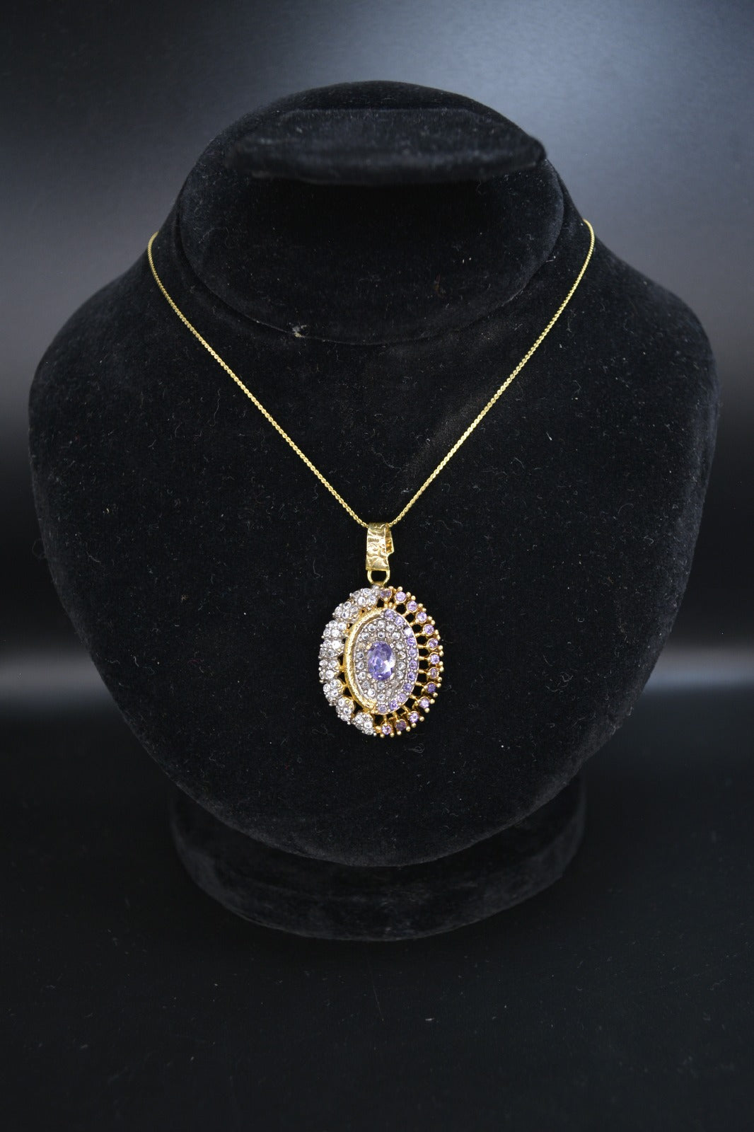 Oval Stone Pendant Set