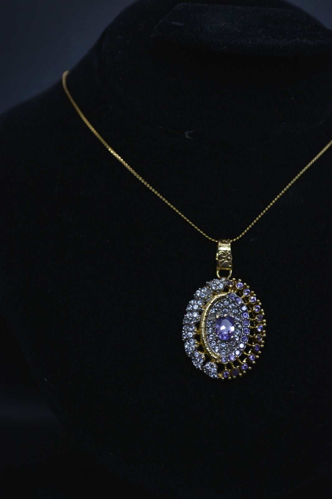 Oval Stone Pendant Set