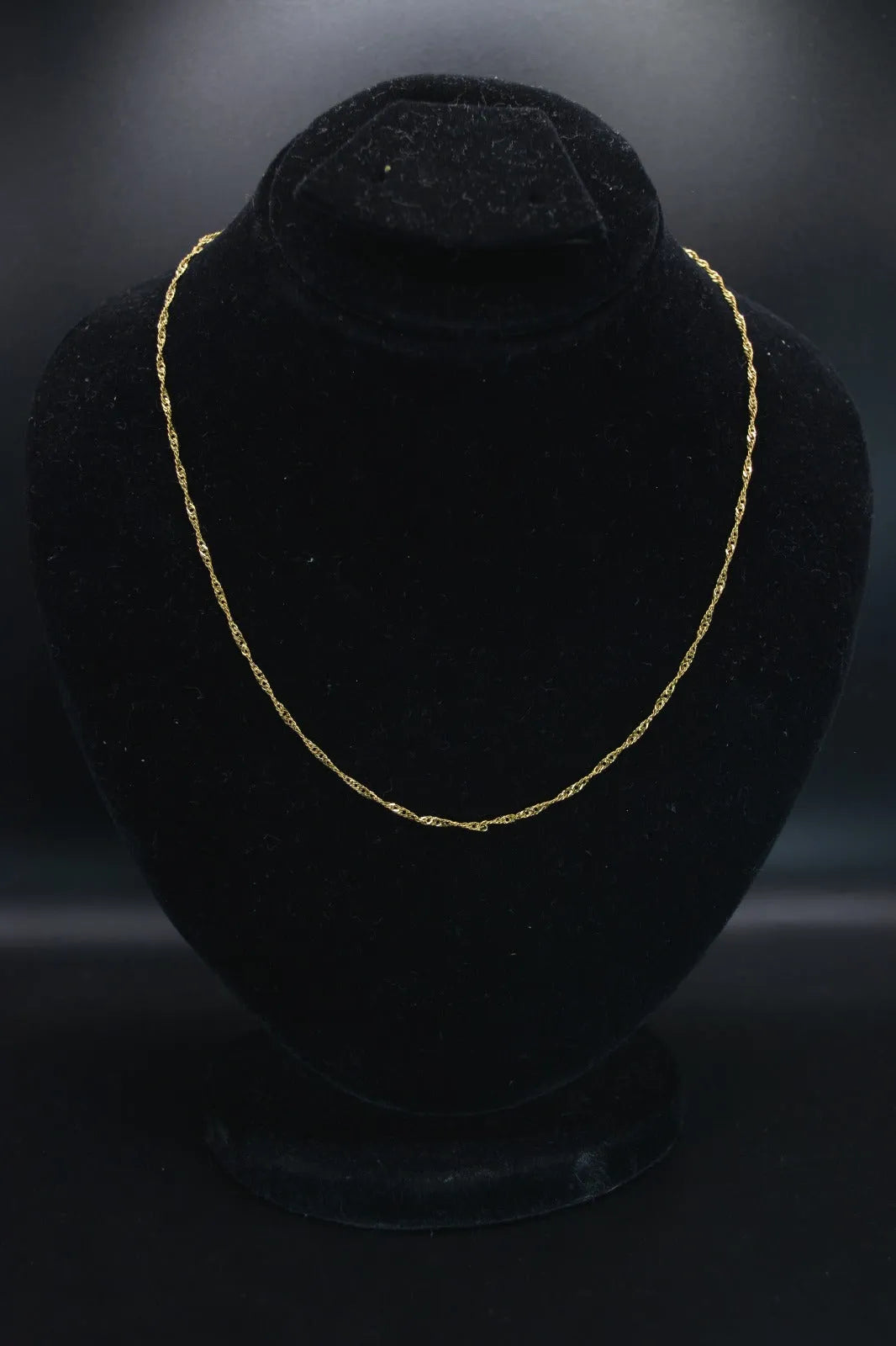 '-Twisted Gold Chain-Twisted Gold Chain