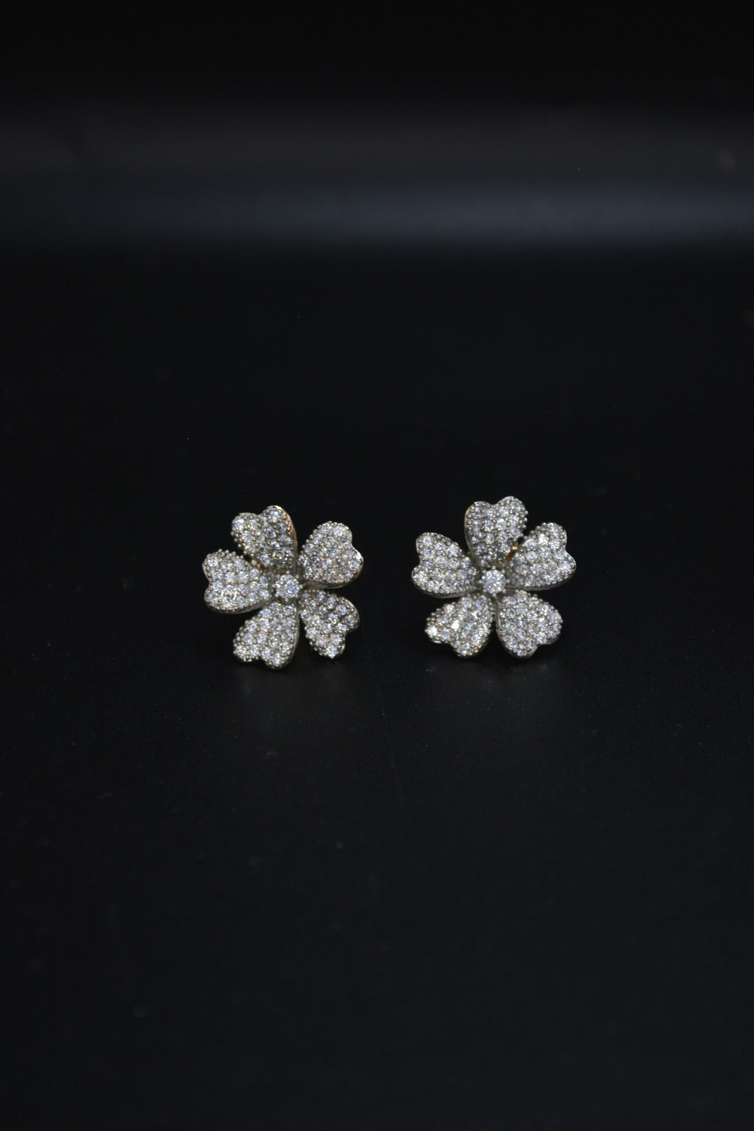 Elegant Diamond Cut Flower Earrings