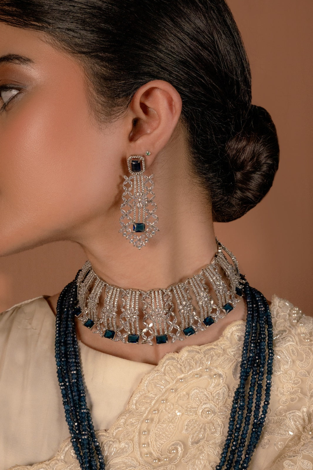 Sapphire Star Studded Choker