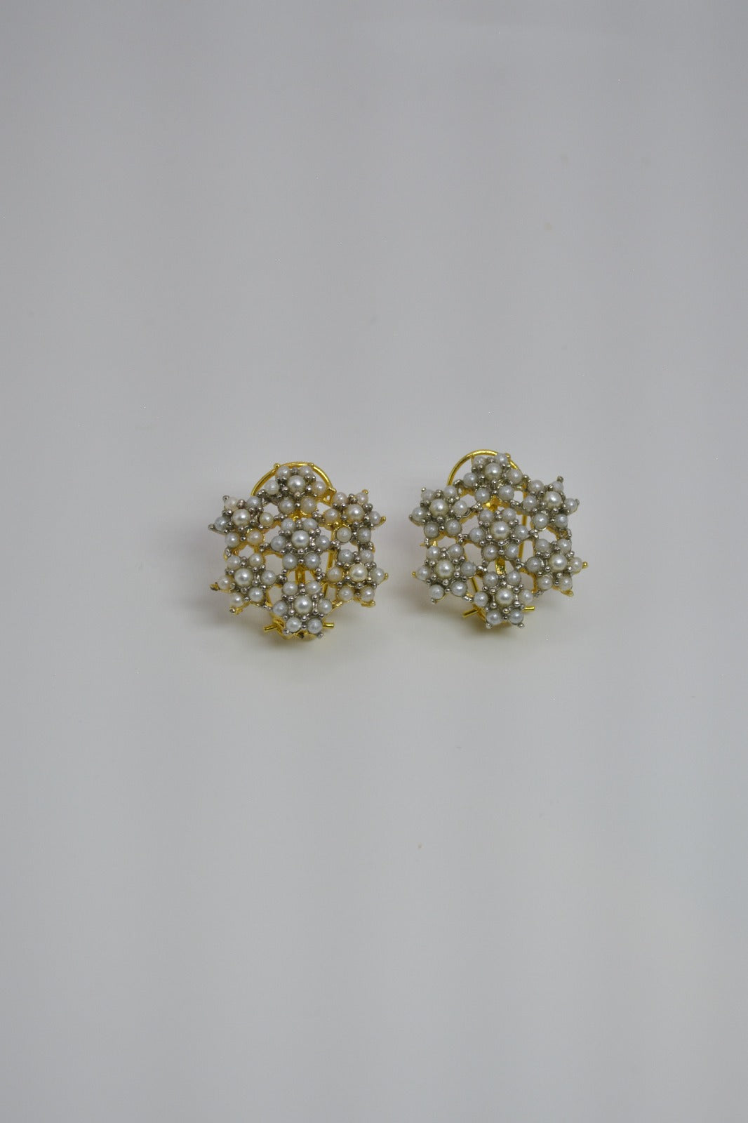 Delicate Star-Shaped Earrings