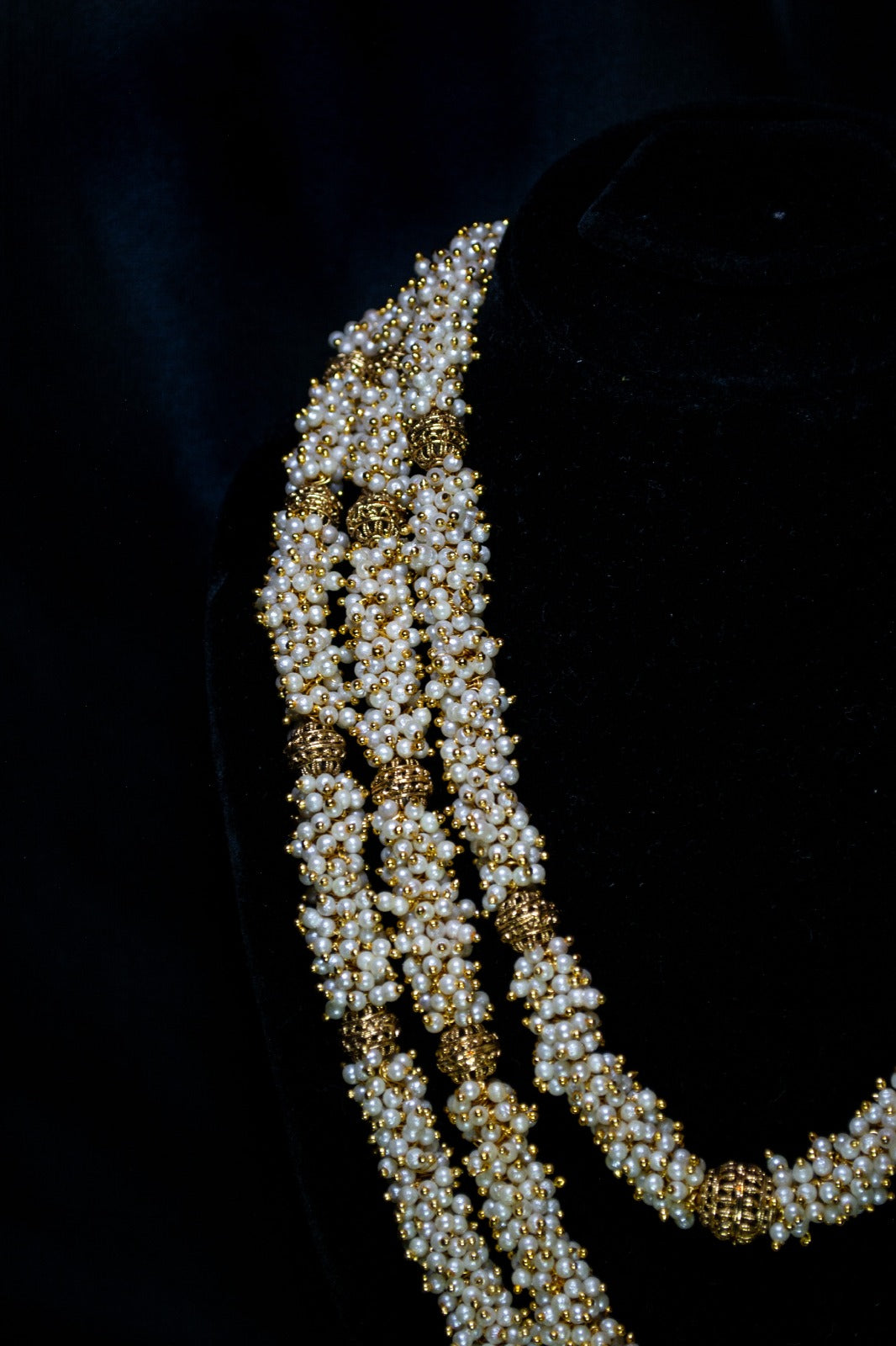 Molsari Pearl Set