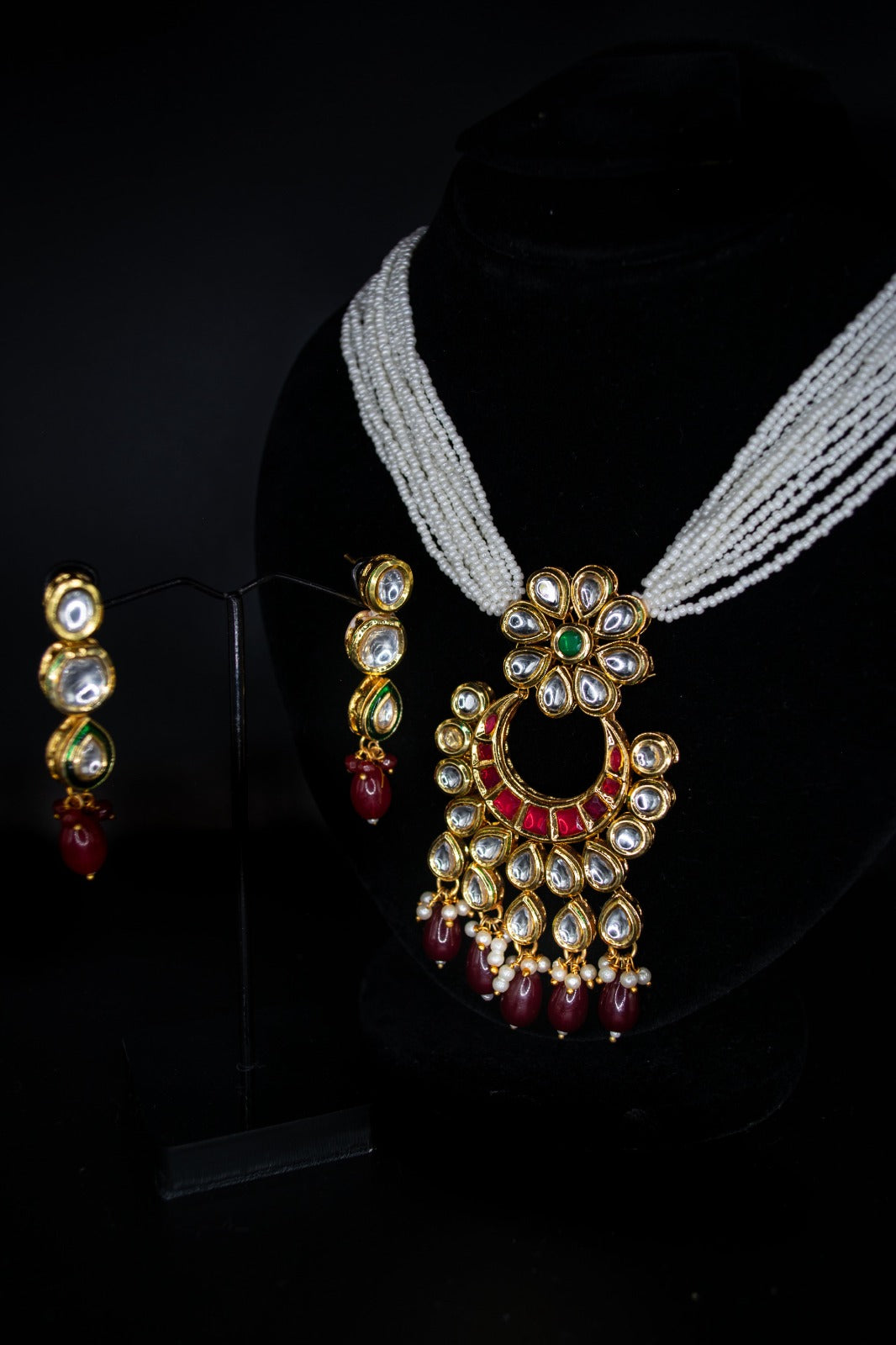 Minsa Kundan Meenakari set