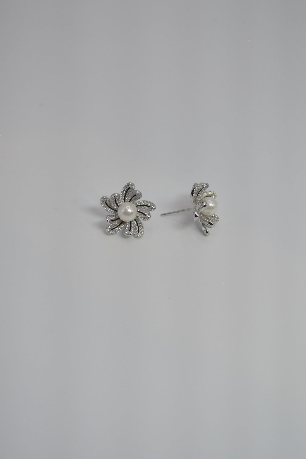 Pearl and Diamond Floral Earrings in white gold