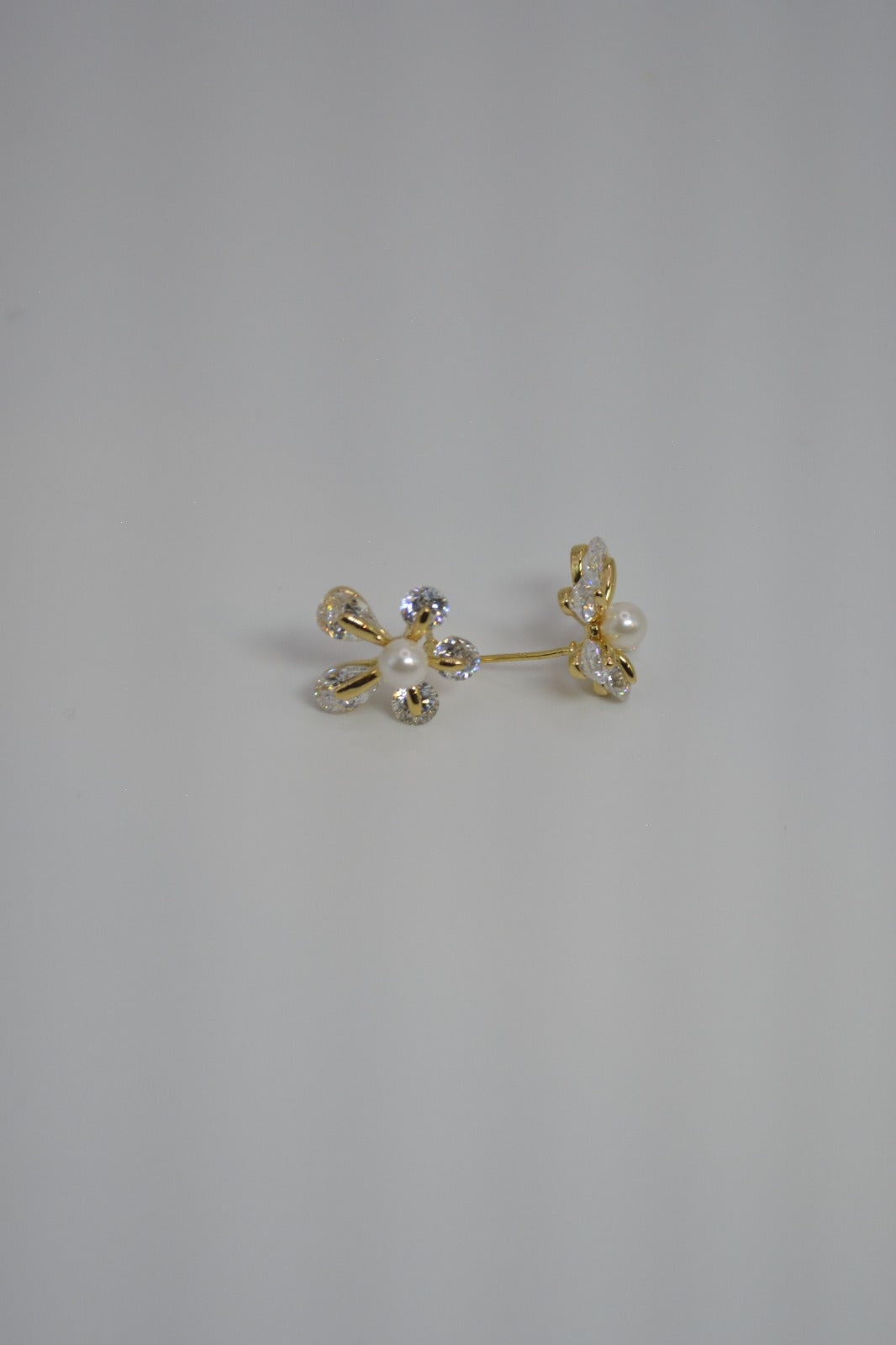 Delicate Bloom earrings